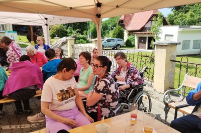 Zahradní slavnost v DS Jablonecké Paseky