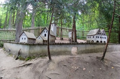 Navštívili jsme Mlýnky v České Kamenici  a Panskou skálu